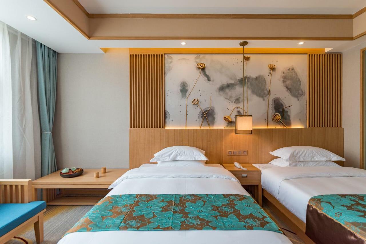 Yunxianju Tea Culture Theme Hotel 昆明 エクステリア 写真