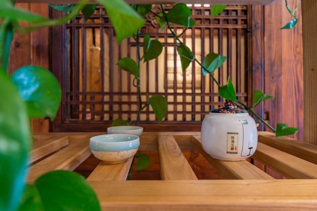 Yunxianju Tea Culture Theme Hotel 昆明 エクステリア 写真