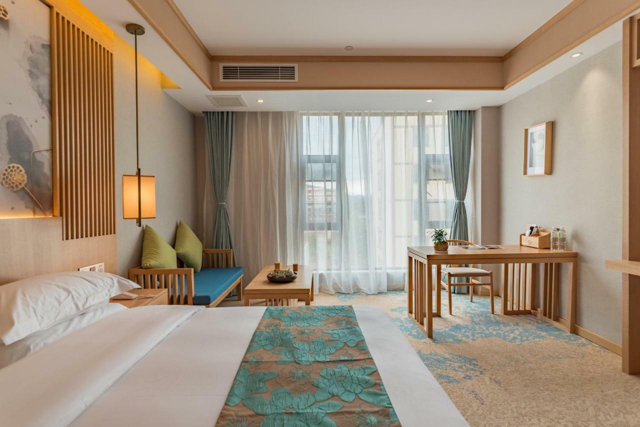 Yunxianju Tea Culture Theme Hotel 昆明 エクステリア 写真
