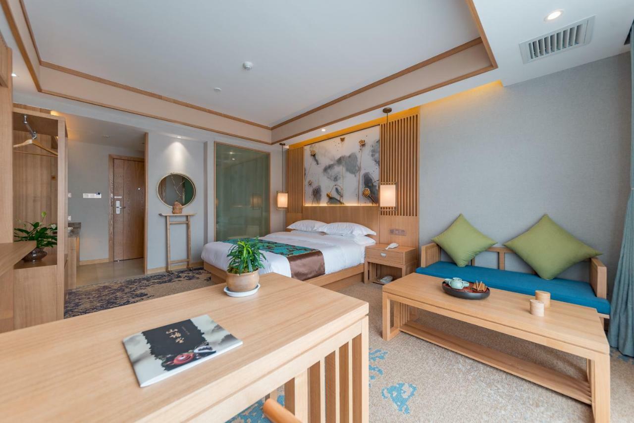 Yunxianju Tea Culture Theme Hotel 昆明 エクステリア 写真