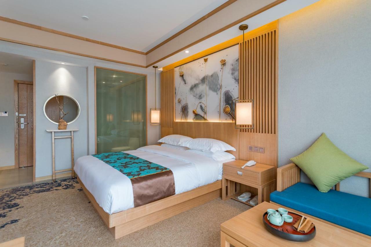 Yunxianju Tea Culture Theme Hotel 昆明 エクステリア 写真